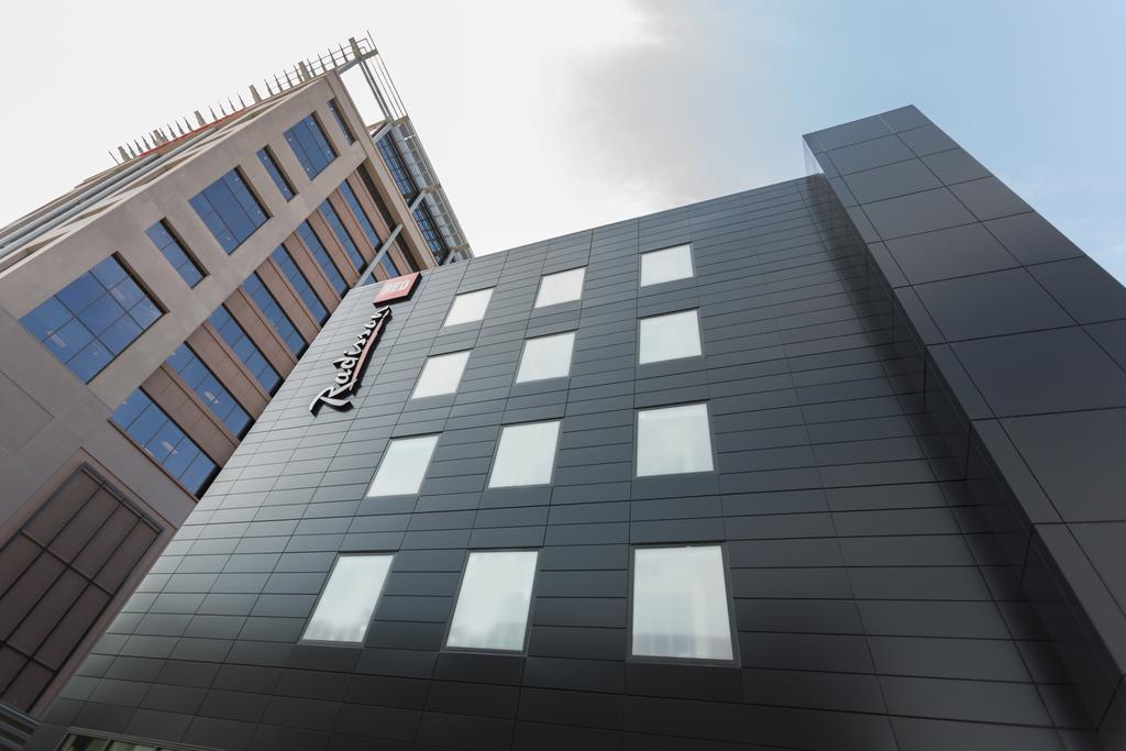 Radisson Red Downtown Hotel 3*
