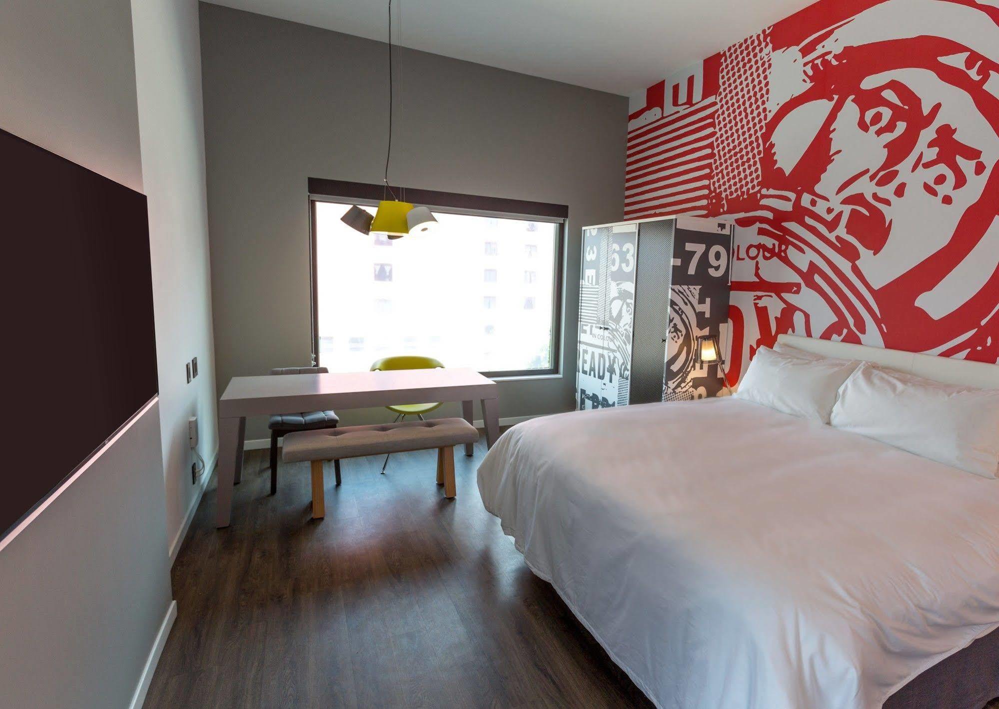 Radisson Red Downtown Hotel Minneapolis