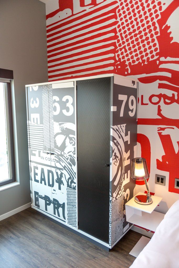 Radisson Red Downtown Hotel 3*